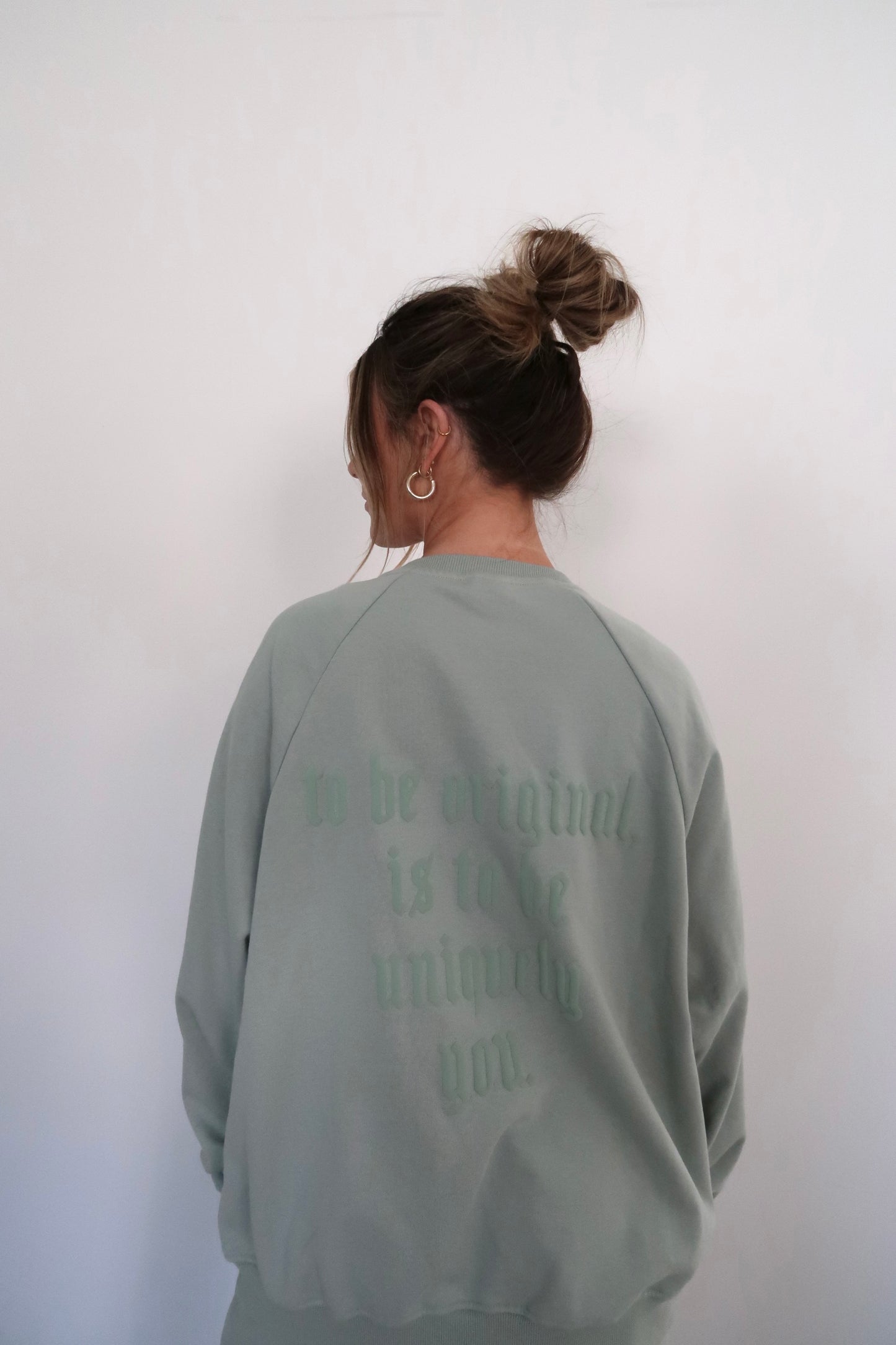 everyday crewneck in sage green